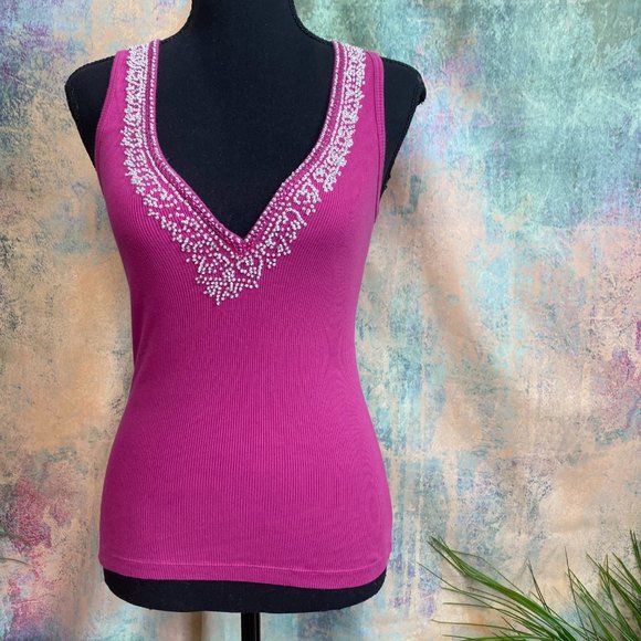 📌 Sexy beaded deep V Neckline Top - Picture 2 of 12